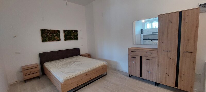 Envogue Residence, inchiriem garsoniera, 1500 lei/ luna.